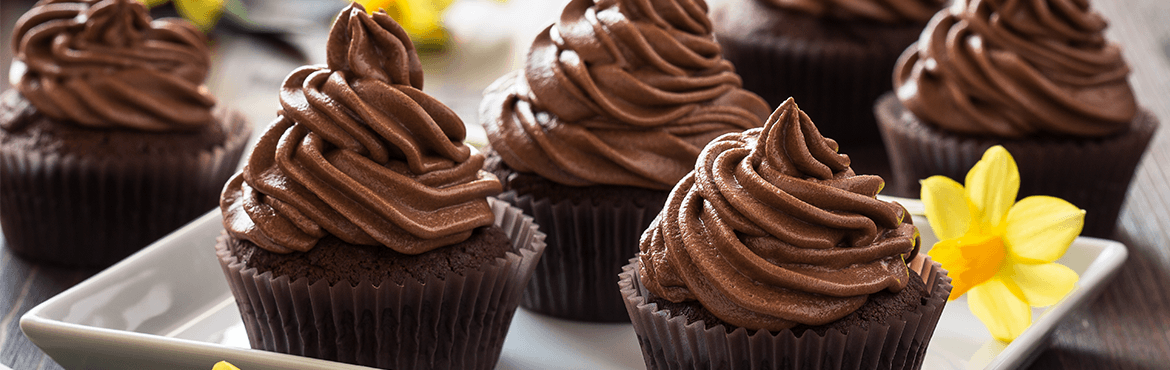 Prepare Cupcakes de Chocolate e presenteie os amigos